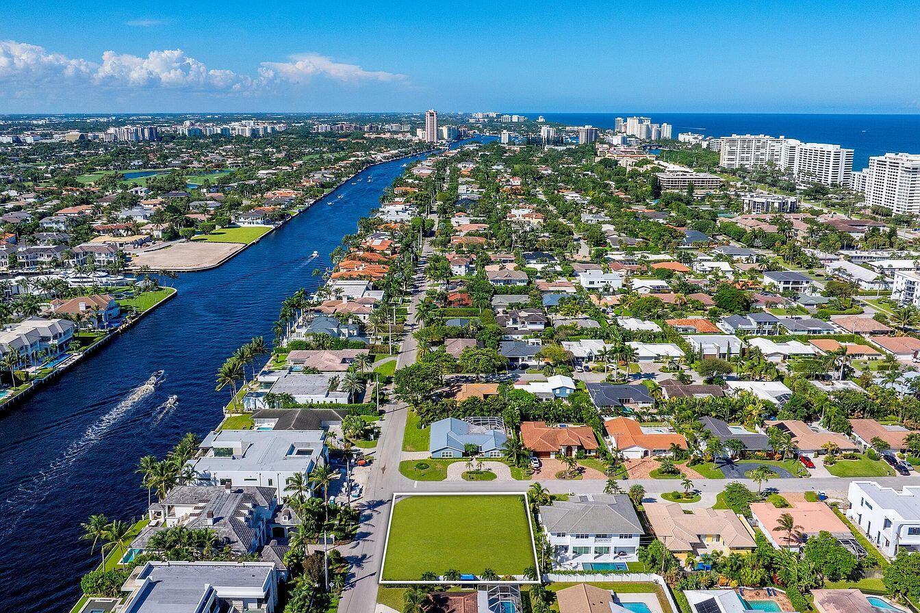 700 Malaga Drive