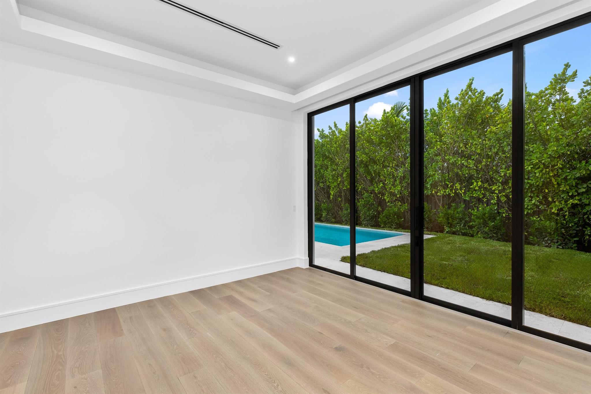 212 NW 18th Street