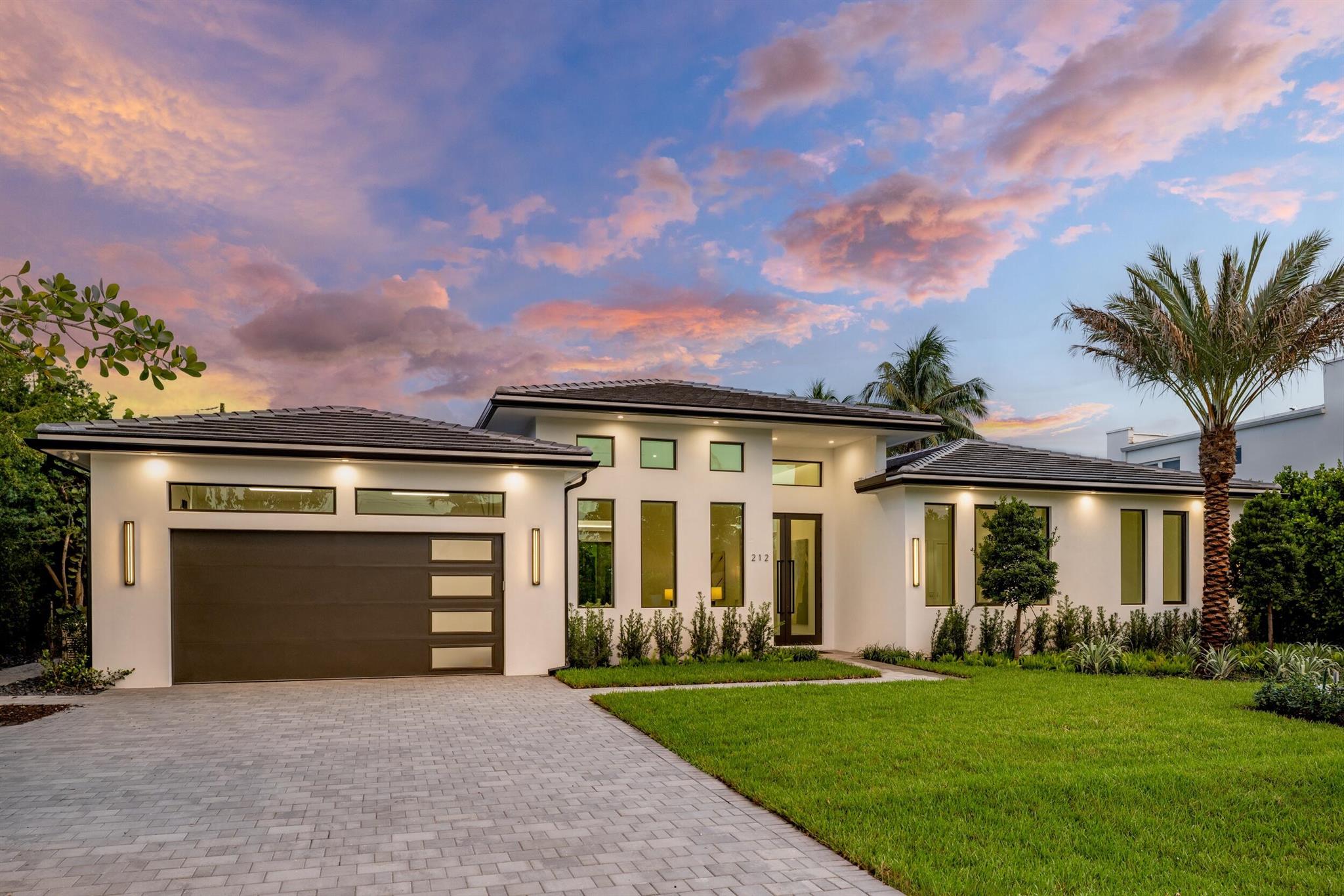 212 NW 18th Street