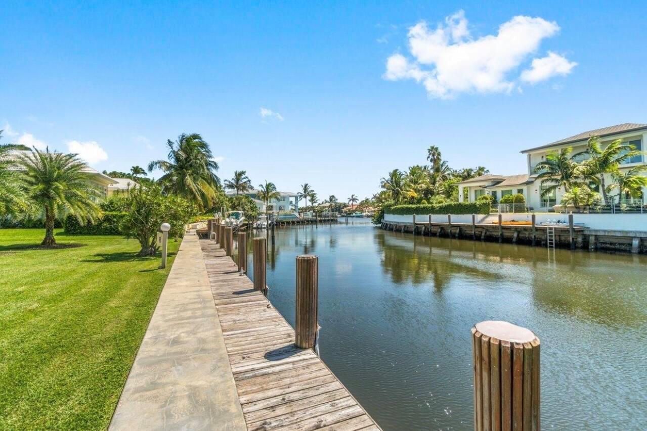 6711 N Ocean Boulevard 13