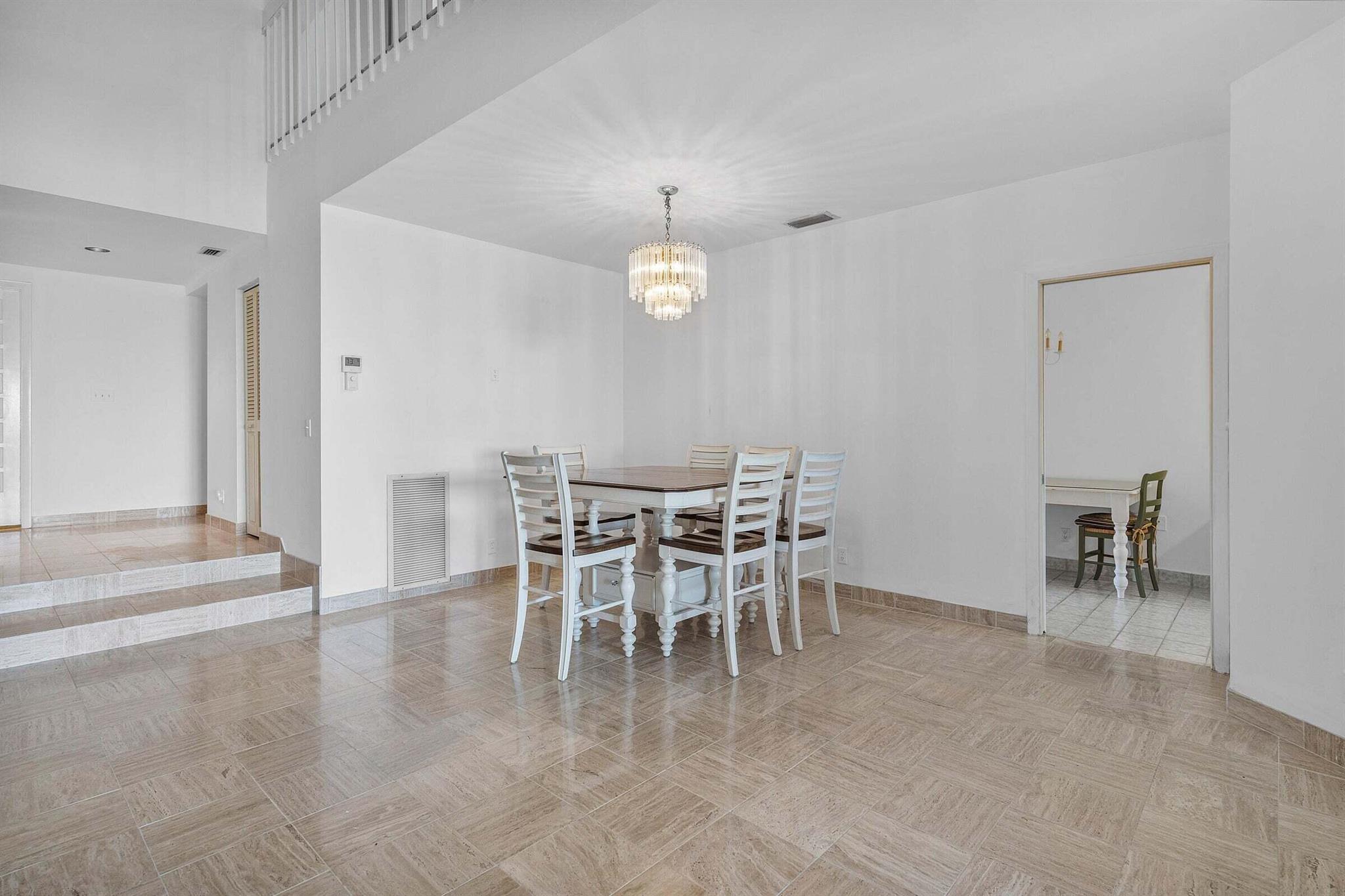 6711 N Ocean Boulevard 13