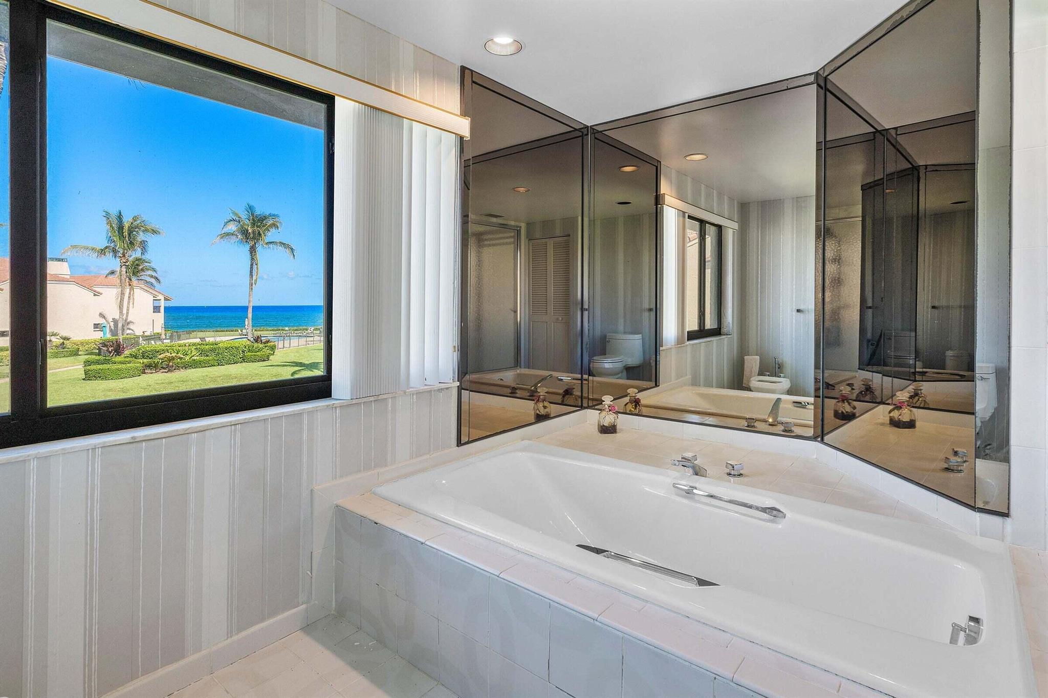6711 N Ocean Boulevard 13