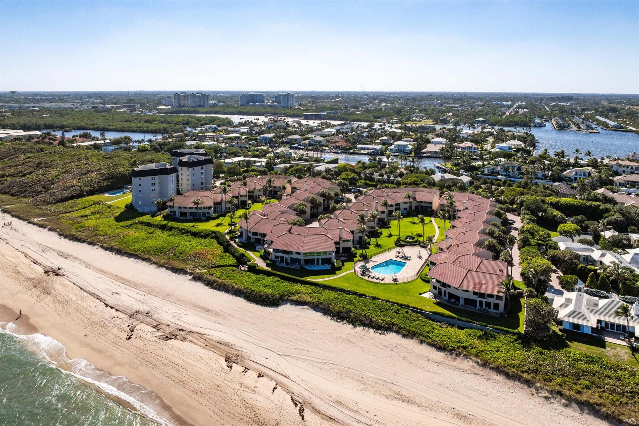 6711 N Ocean Boulevard 13