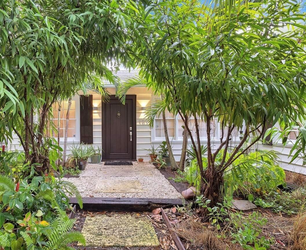 101 NW 15th Street