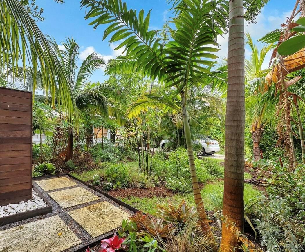 101 NW 15th Street