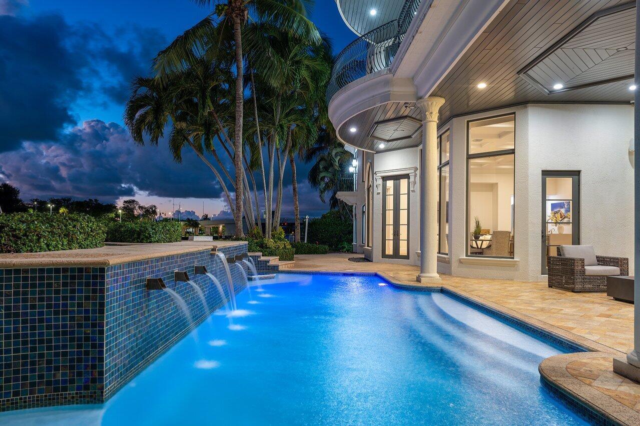 155 SE Spanish Trail