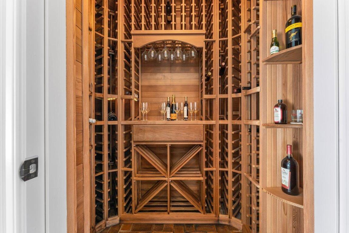 155 SE Spanish Trail