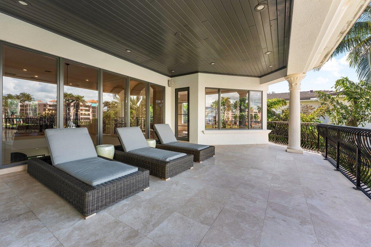 155 SE Spanish Trail