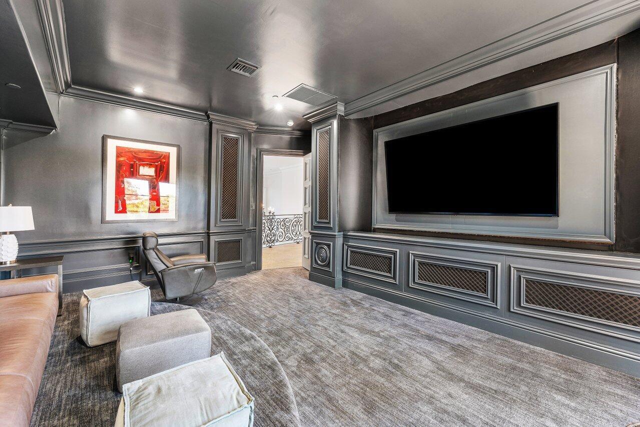 155 SE Spanish Trail