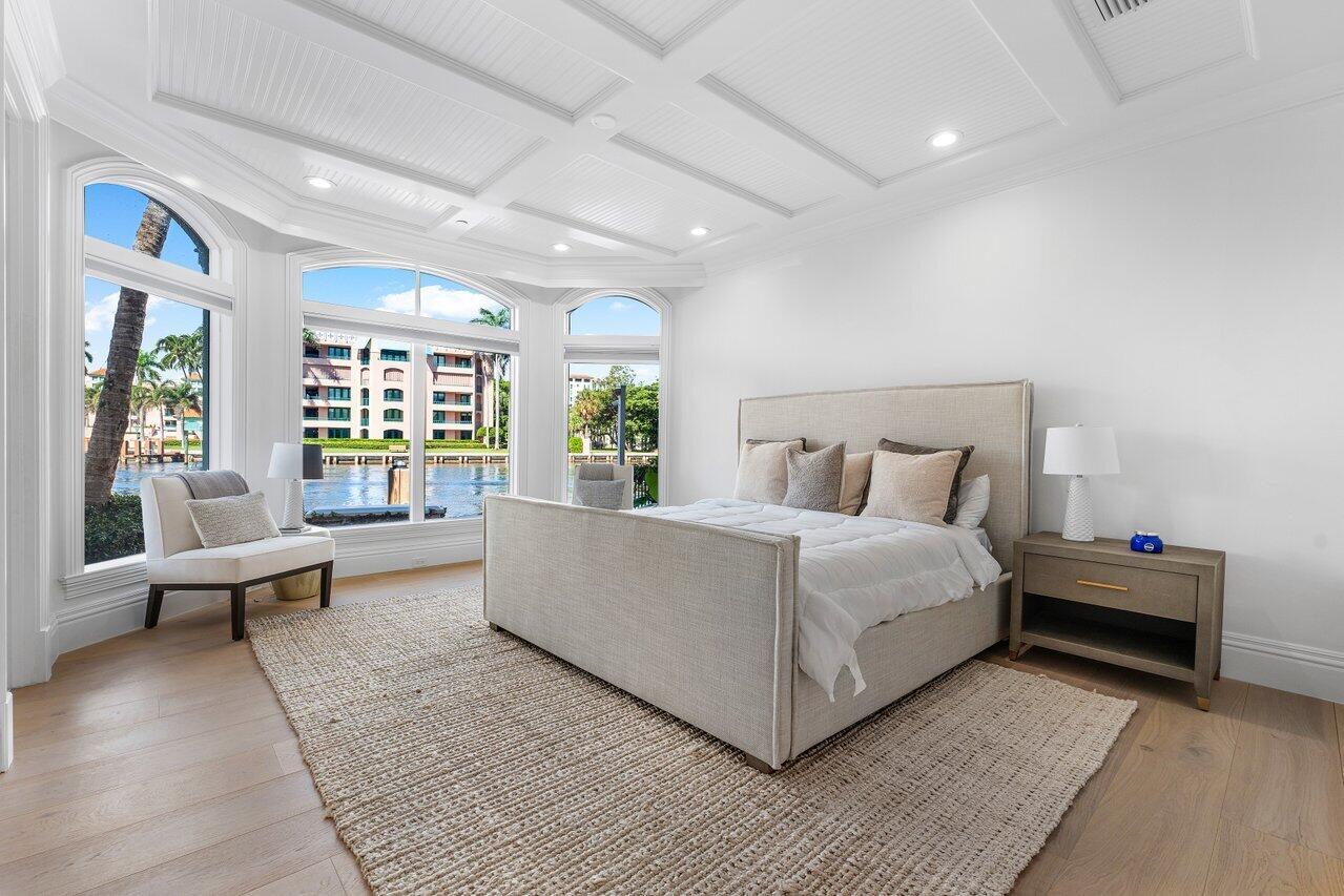 155 SE Spanish Trail