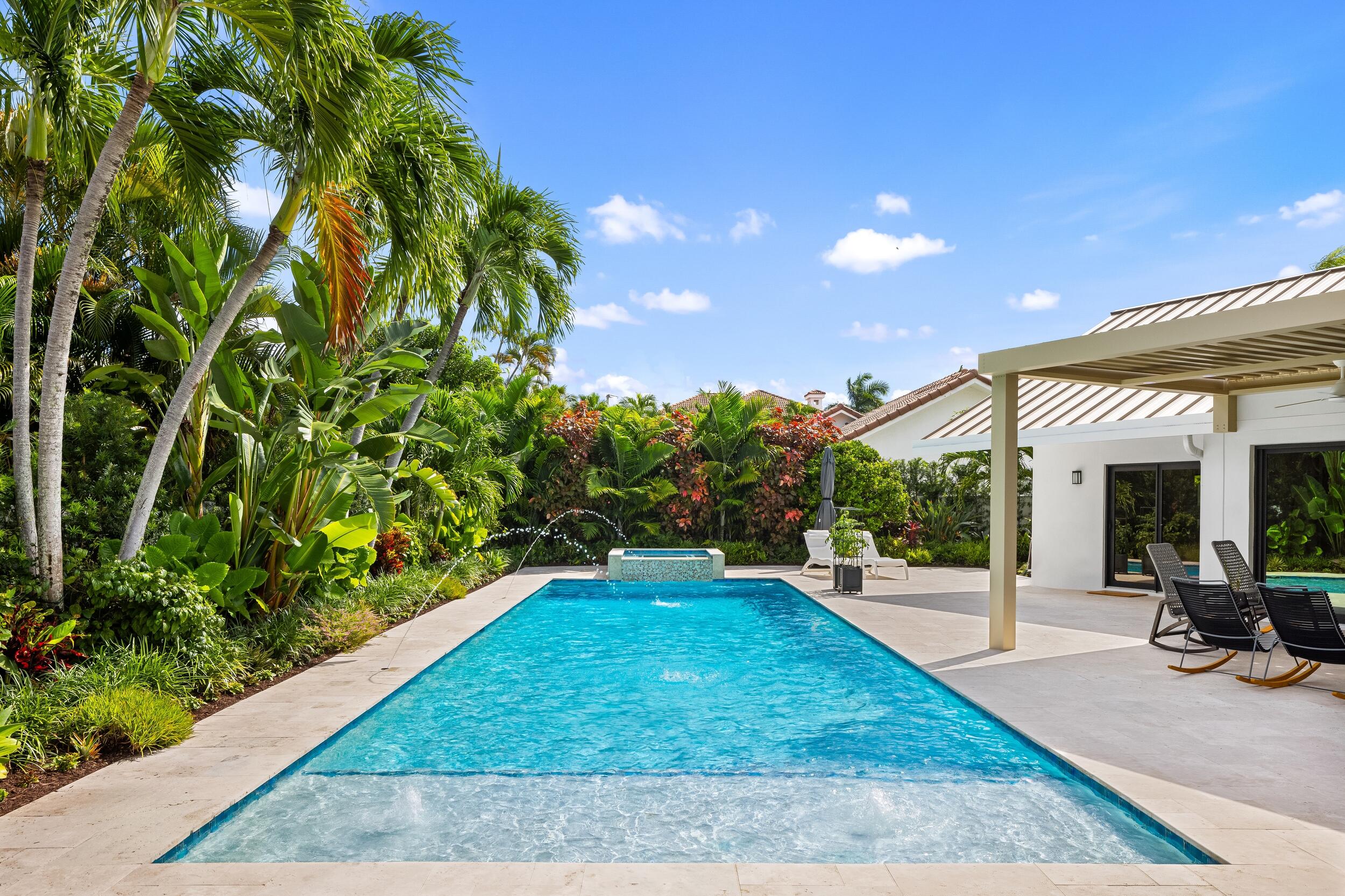 843 NE Mulberry Drive