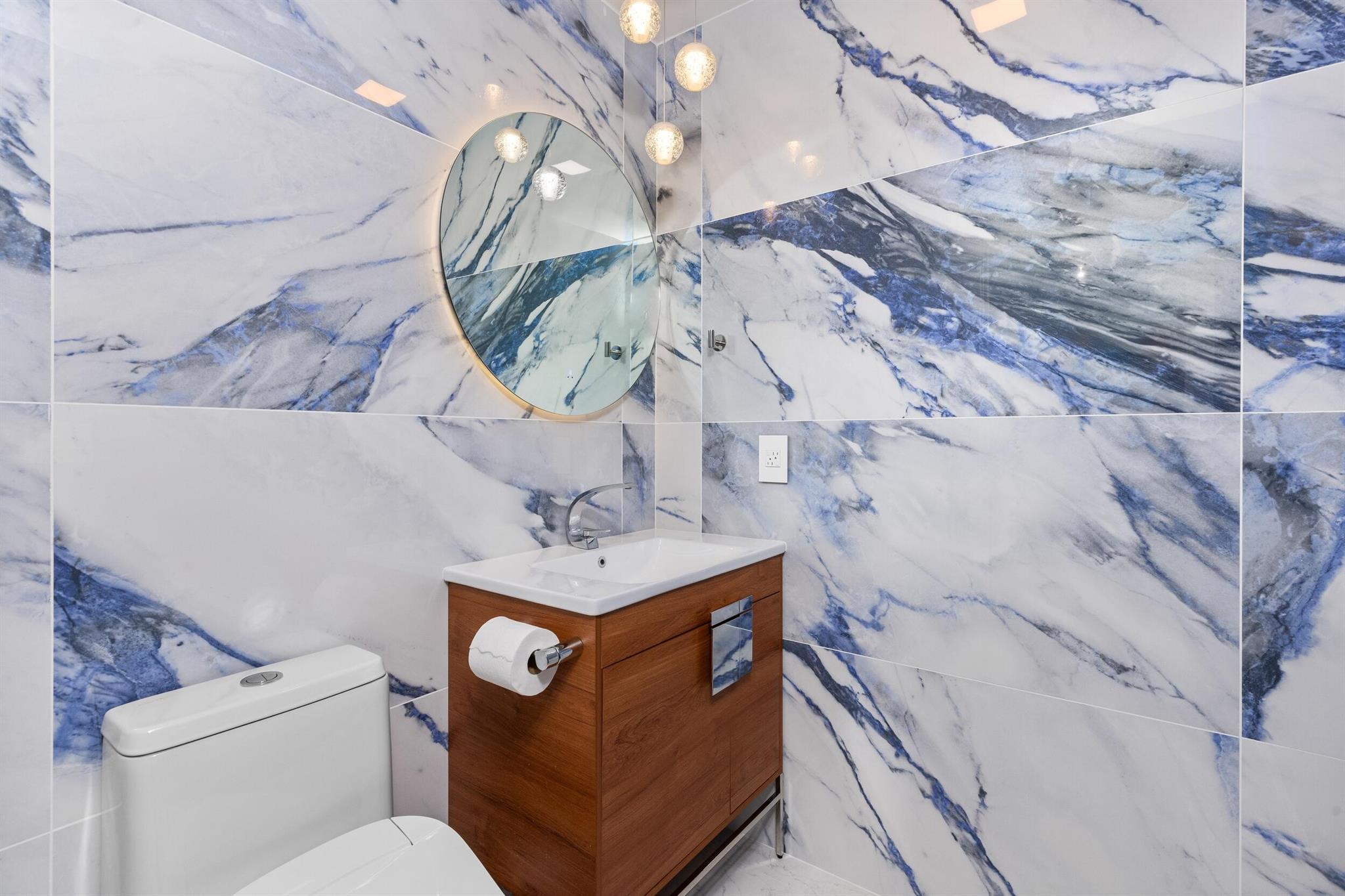 843 NE Mulberry Drive