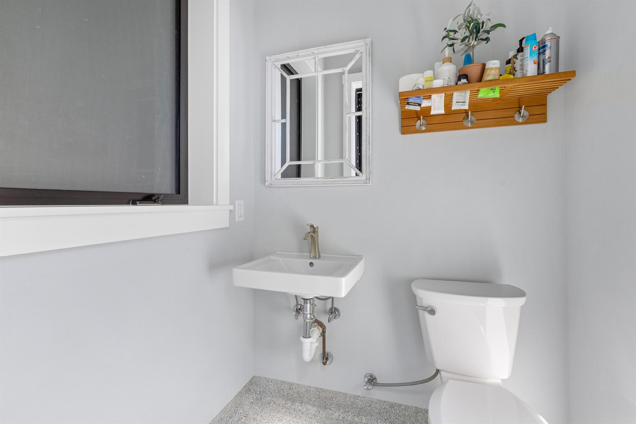 940 Greenbriar Drive