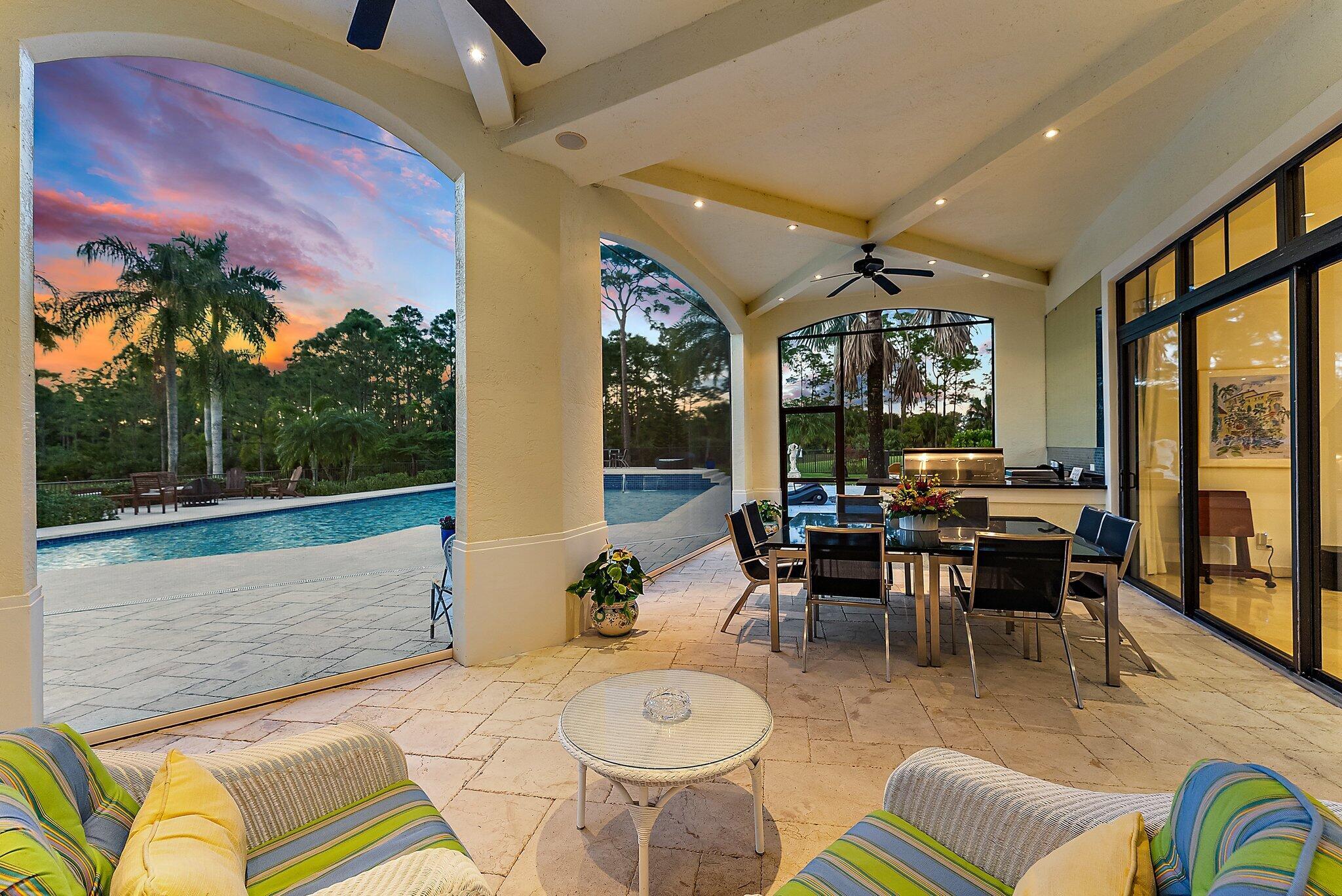 2494 SE Ranch Acres Circle