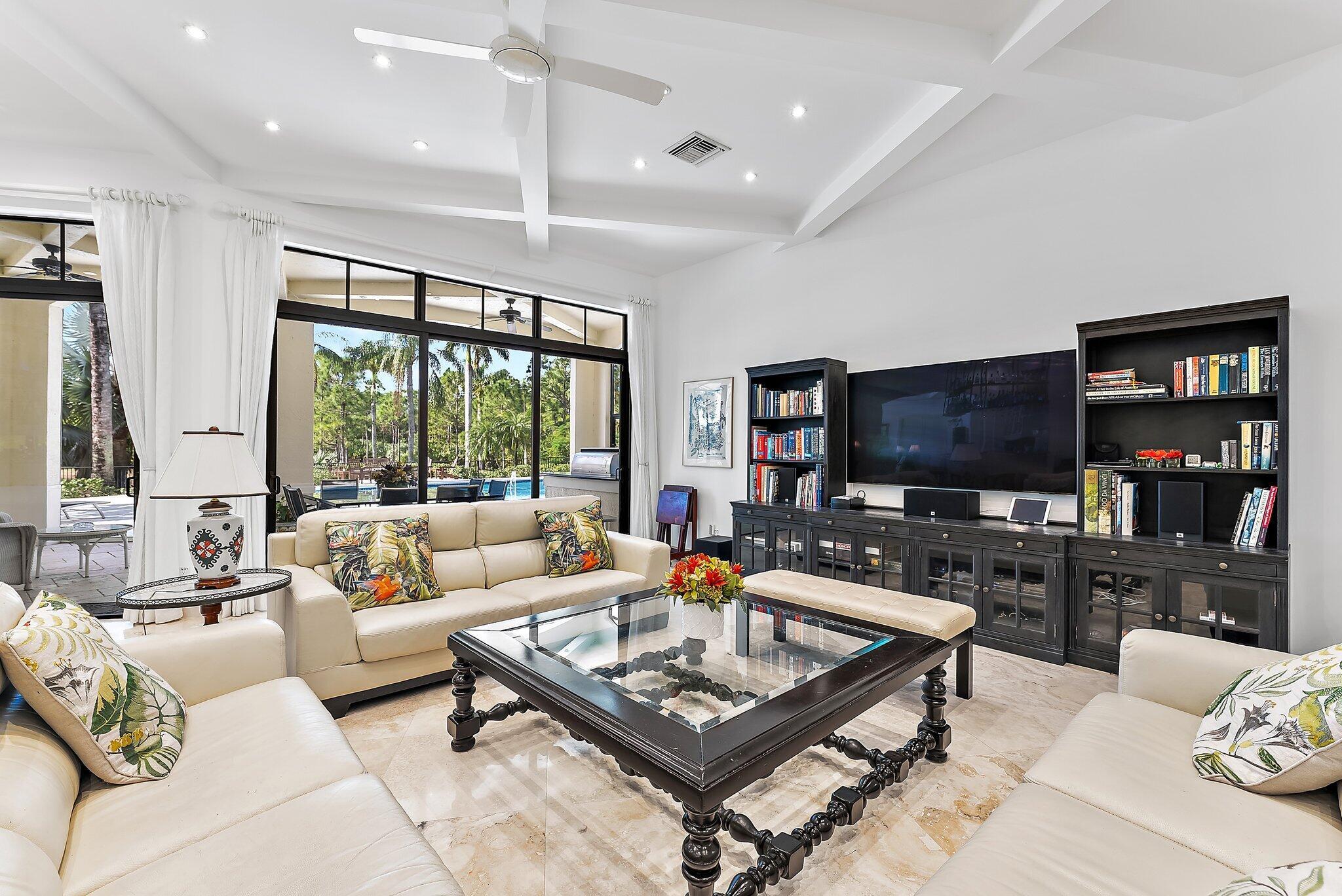 2494 SE Ranch Acres Circle