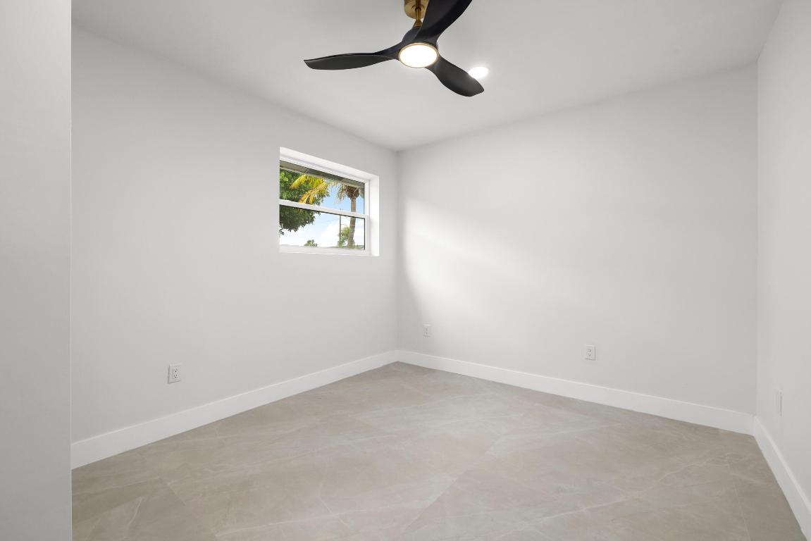 7718 San Mateo Drive E