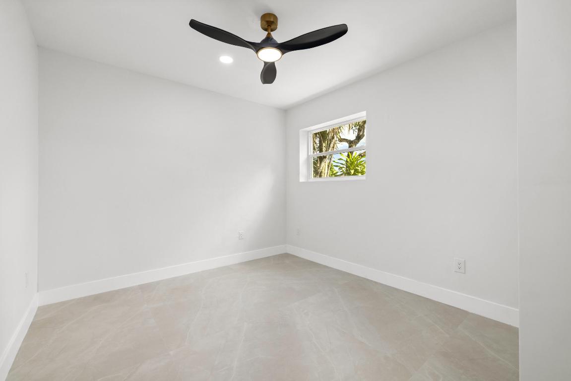 7718 San Mateo Drive E