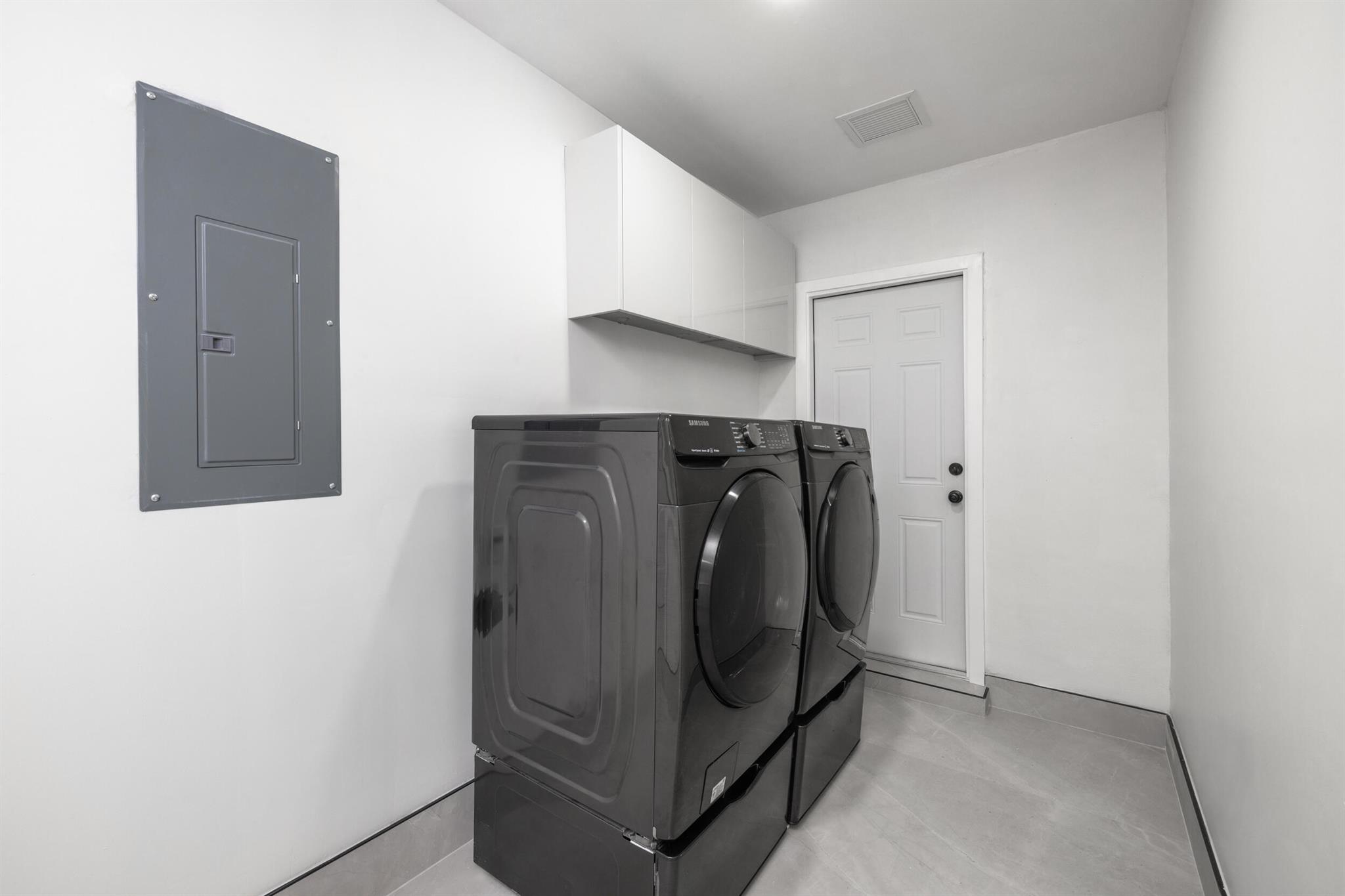 7718 San Mateo Drive E