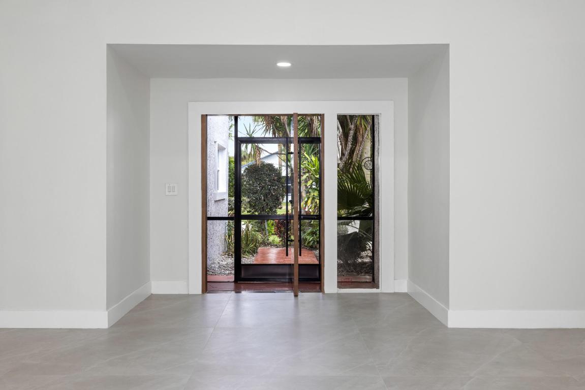 7718 San Mateo Drive E