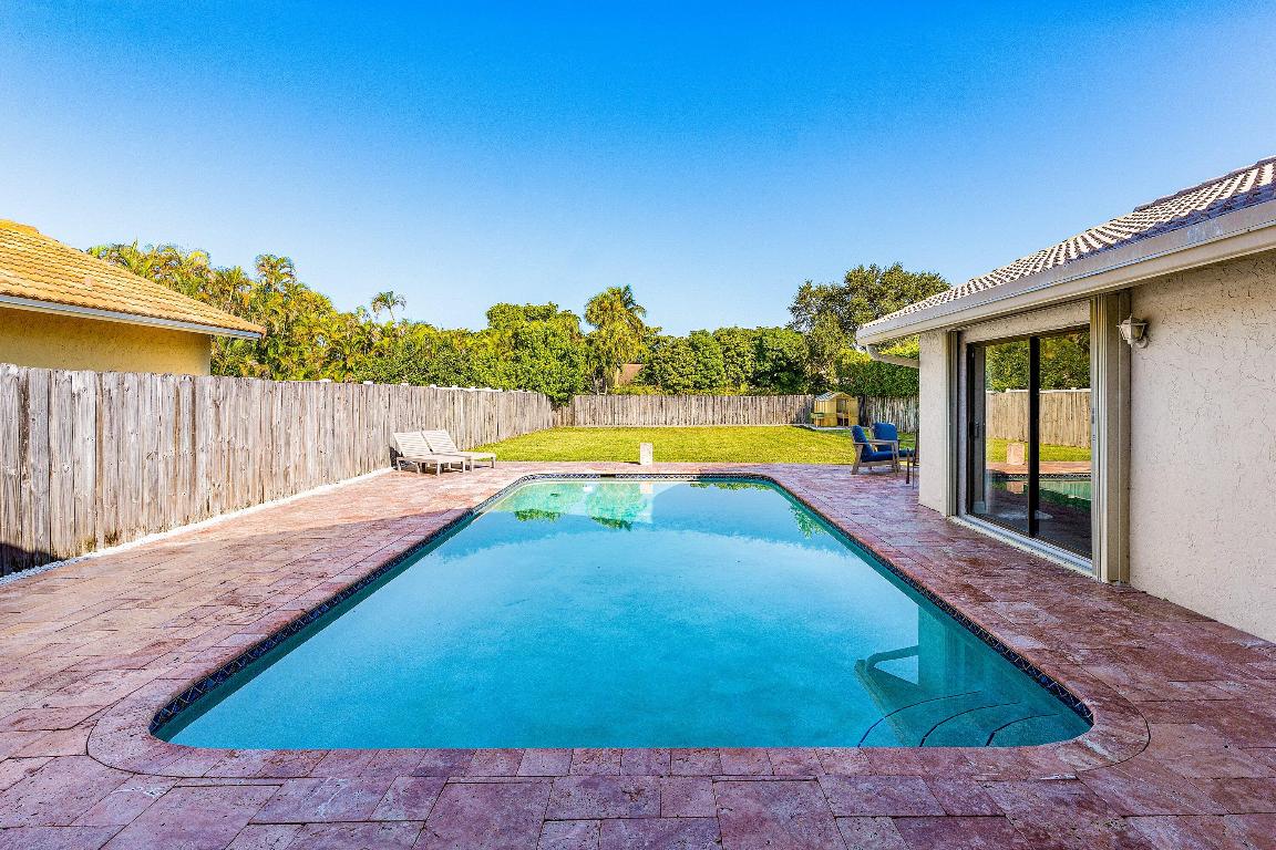 7483 Silver Woods Court