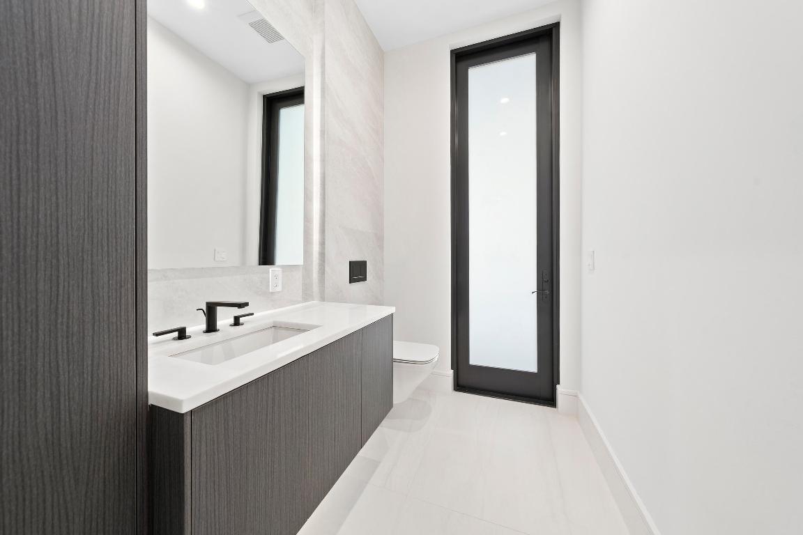 2880 NE 9th Street, Pompano Beach