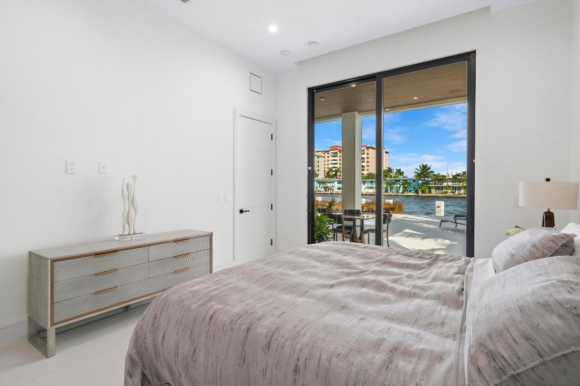 2880 NE 9th Street, Pompano Beach