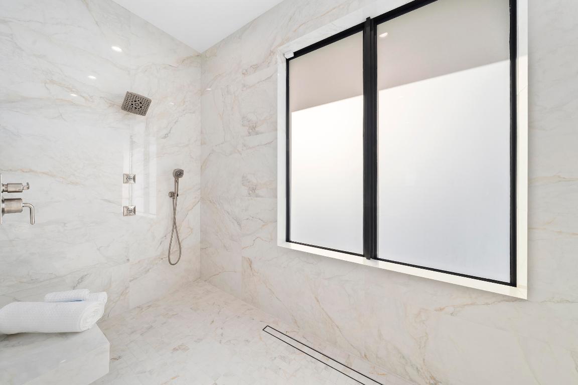 2880 NE 9th Street, Pompano Beach