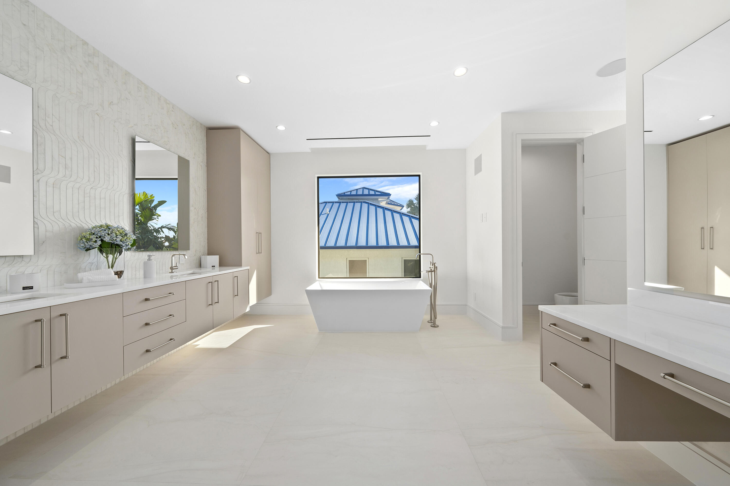 2880 NE 9th Street, Pompano Beach