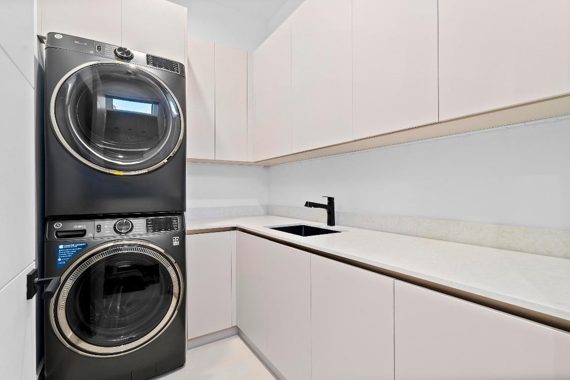 2880 NE 9th Street, Pompano Beach