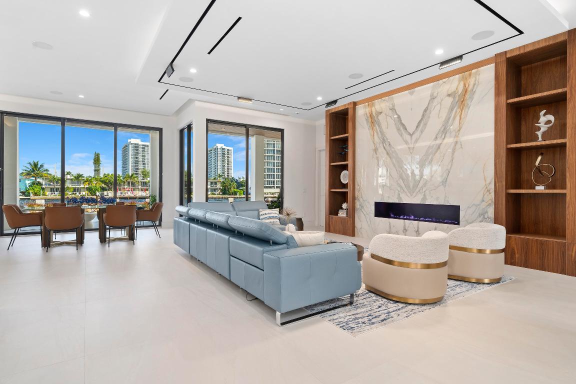 2880 NE 9th Street, Pompano Beach