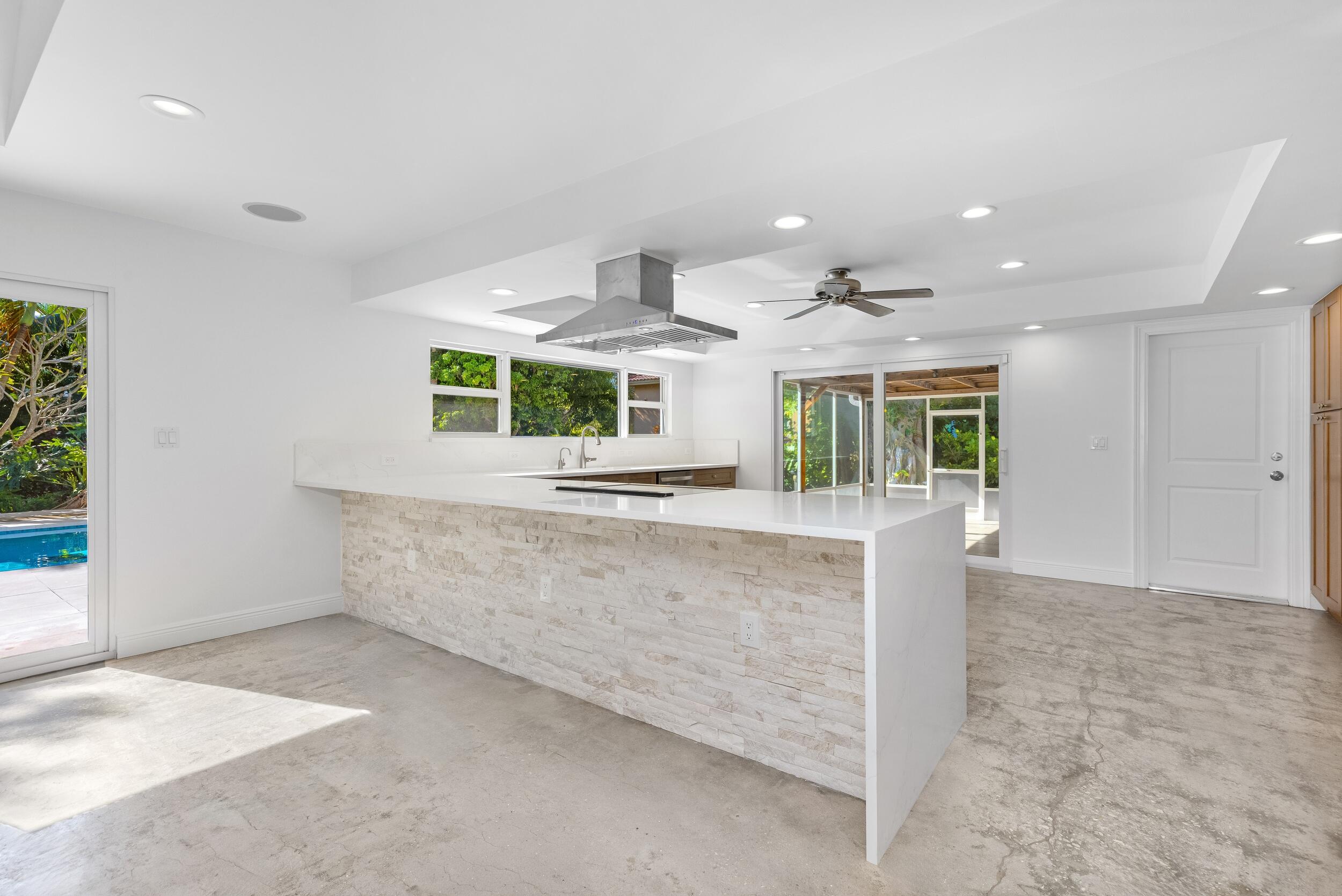 41 Coconut Lane