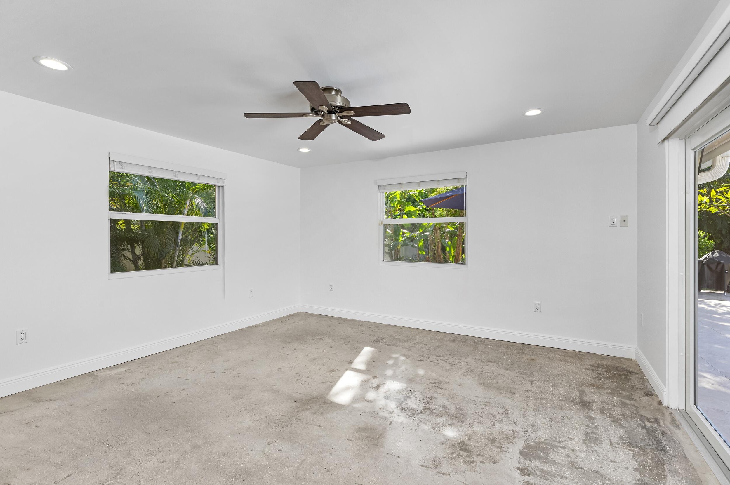 41 Coconut Lane