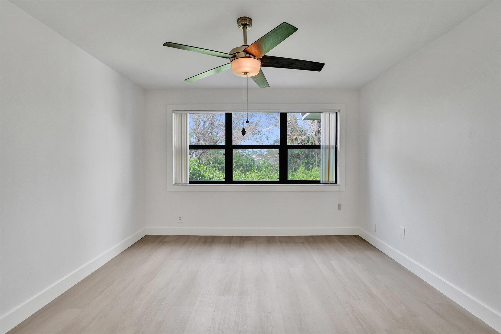 1040 Homewood Boulevard L202