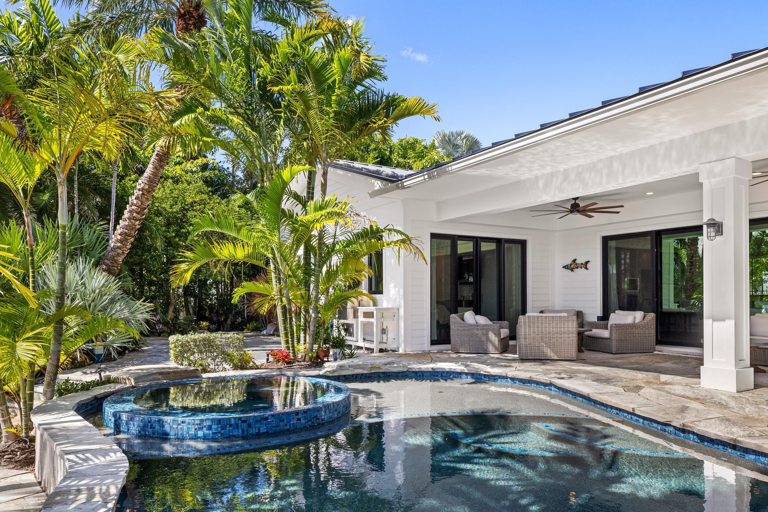 940 Greenbriar Drive