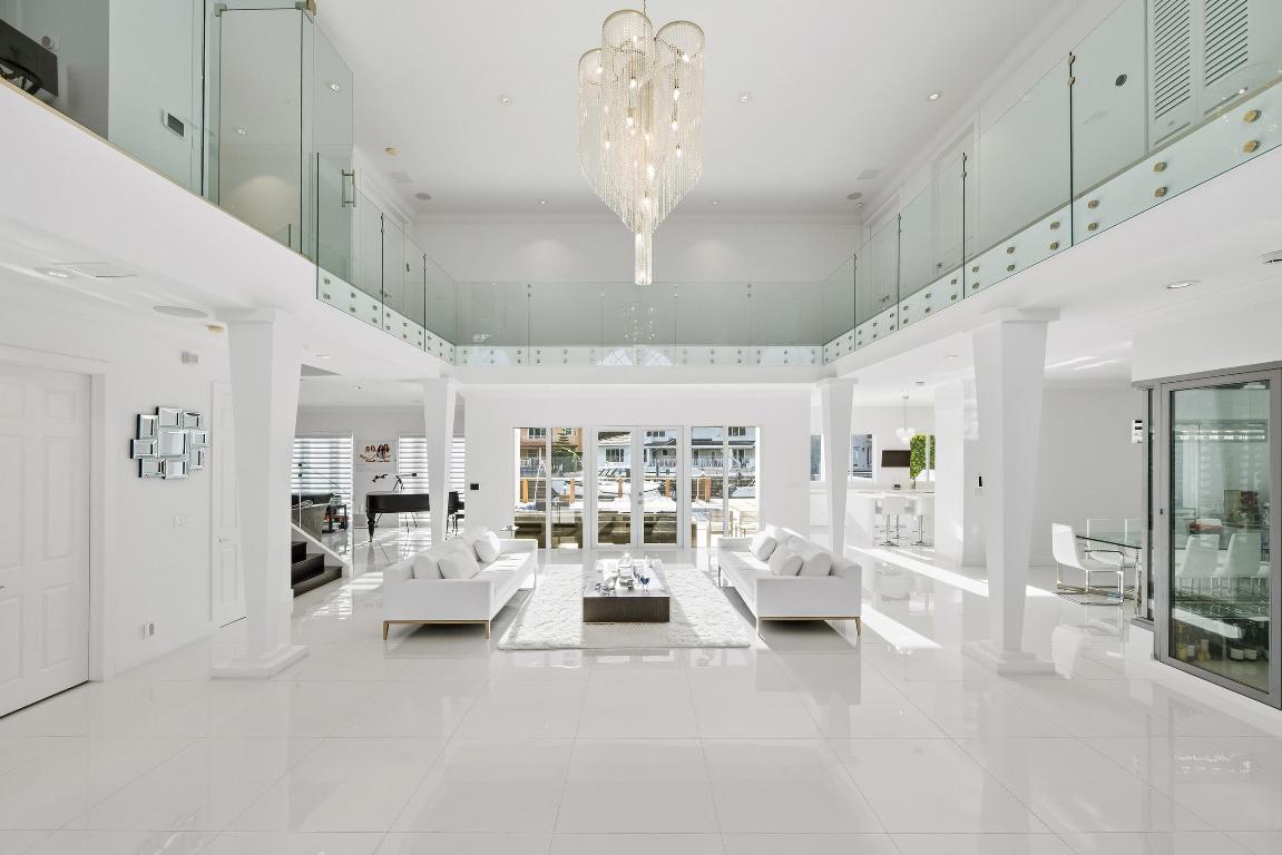 16430 30th Avenue, North Miami Beach