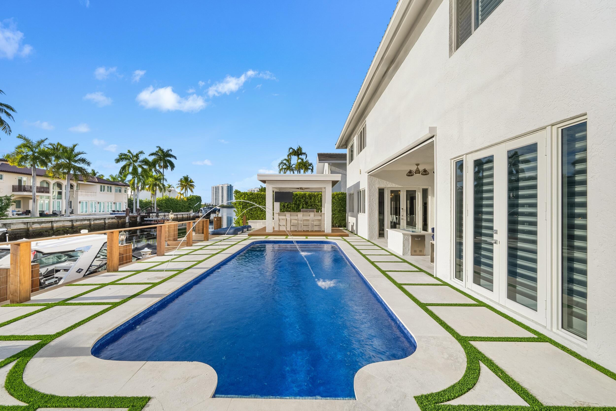 16430 30th Avenue, North Miami Beach