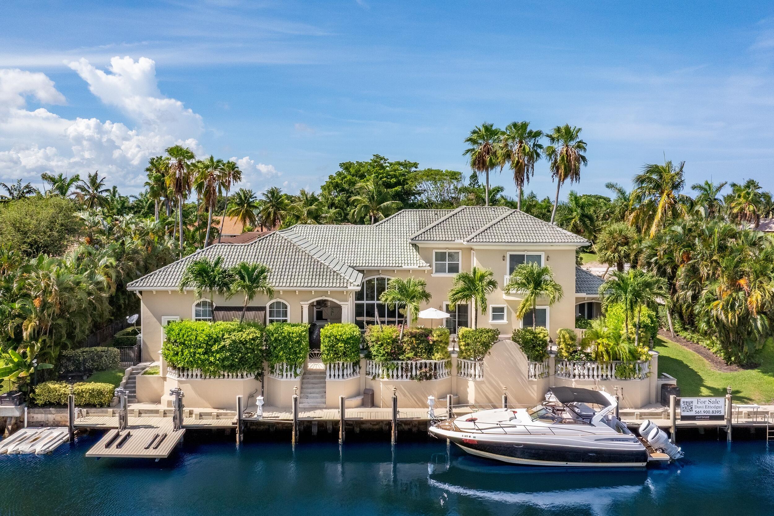 780 NE Orchid Bay Drive