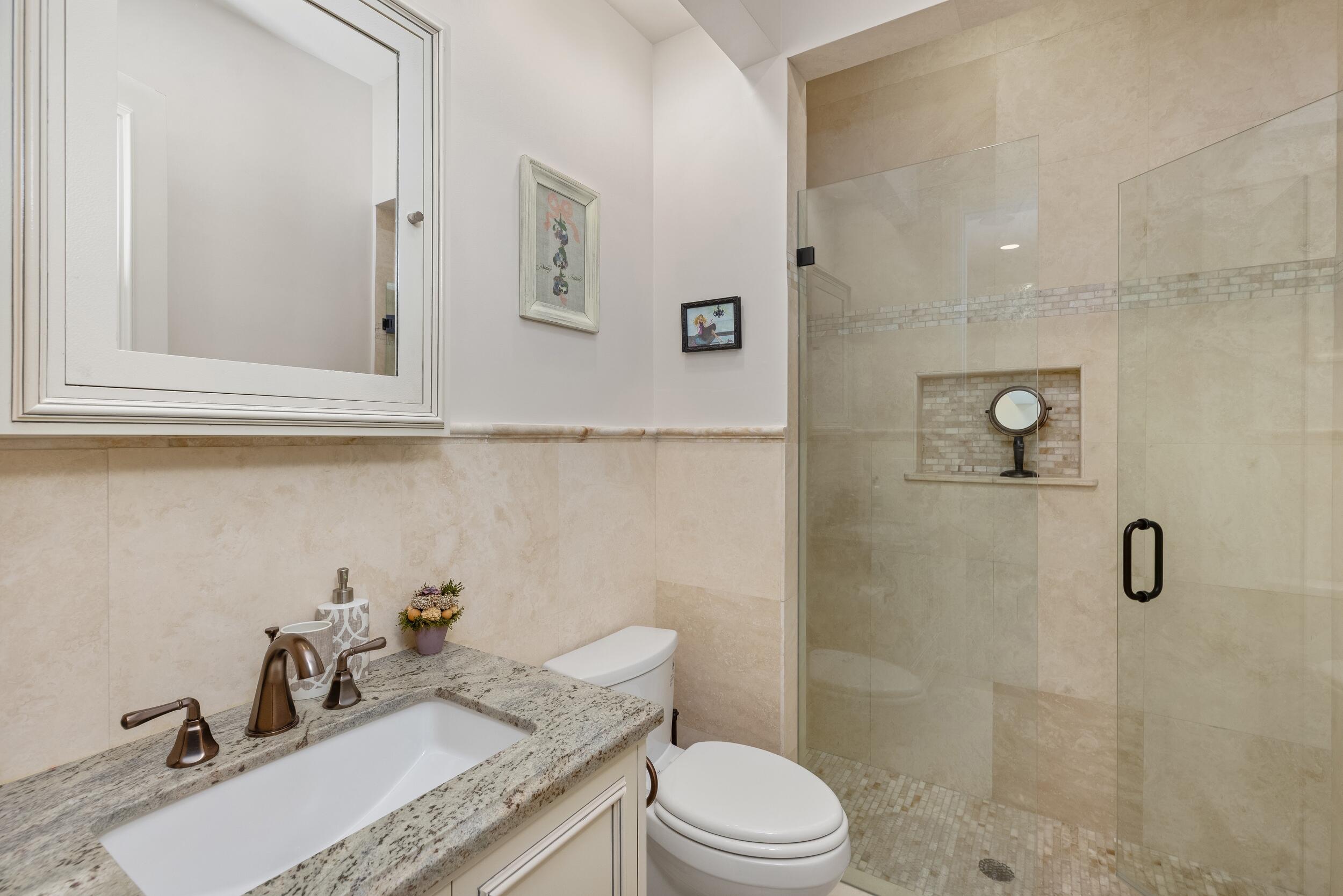 780 NE Orchid Bay Drive