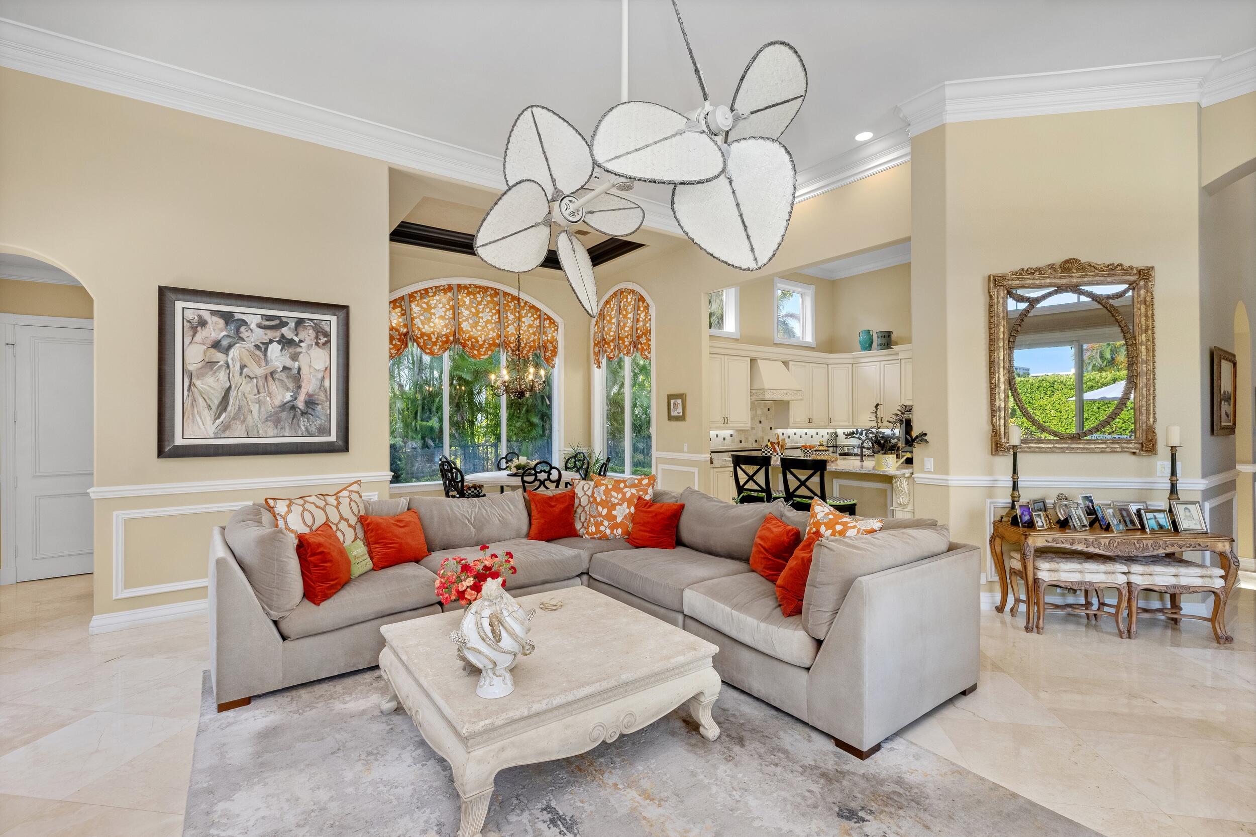 780 NE Orchid Bay Drive