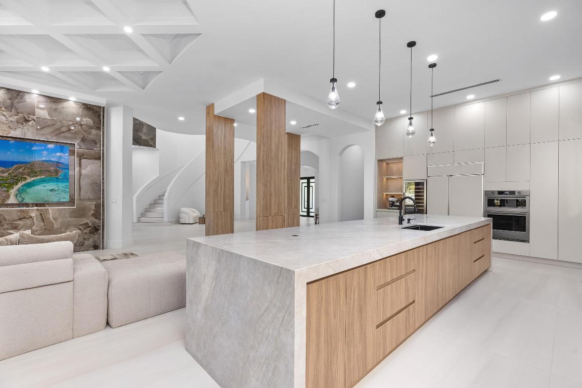 17606 Circle Pond Court