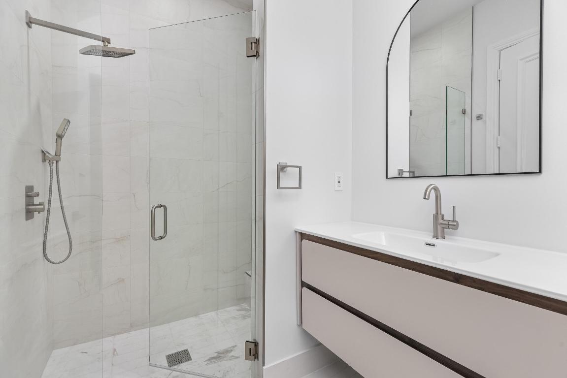 17606 Circle Pond Court