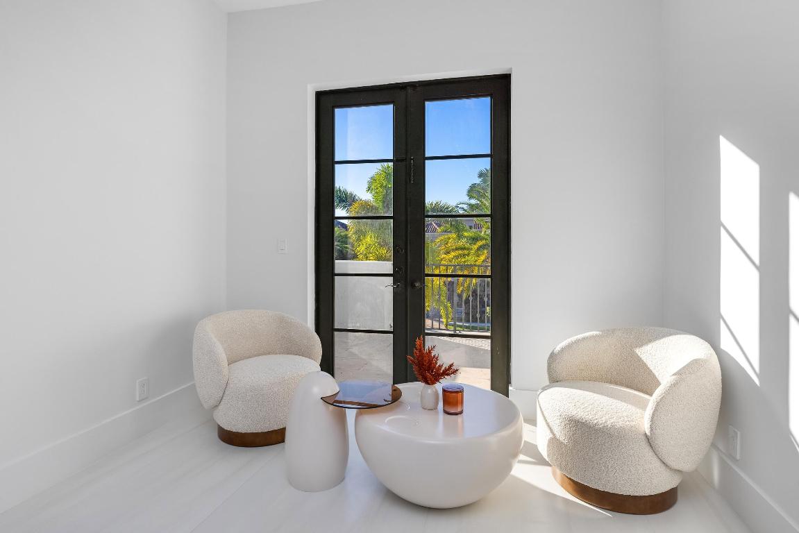 17606 Circle Pond Court