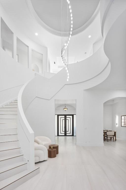 17606 Circle Pond Court