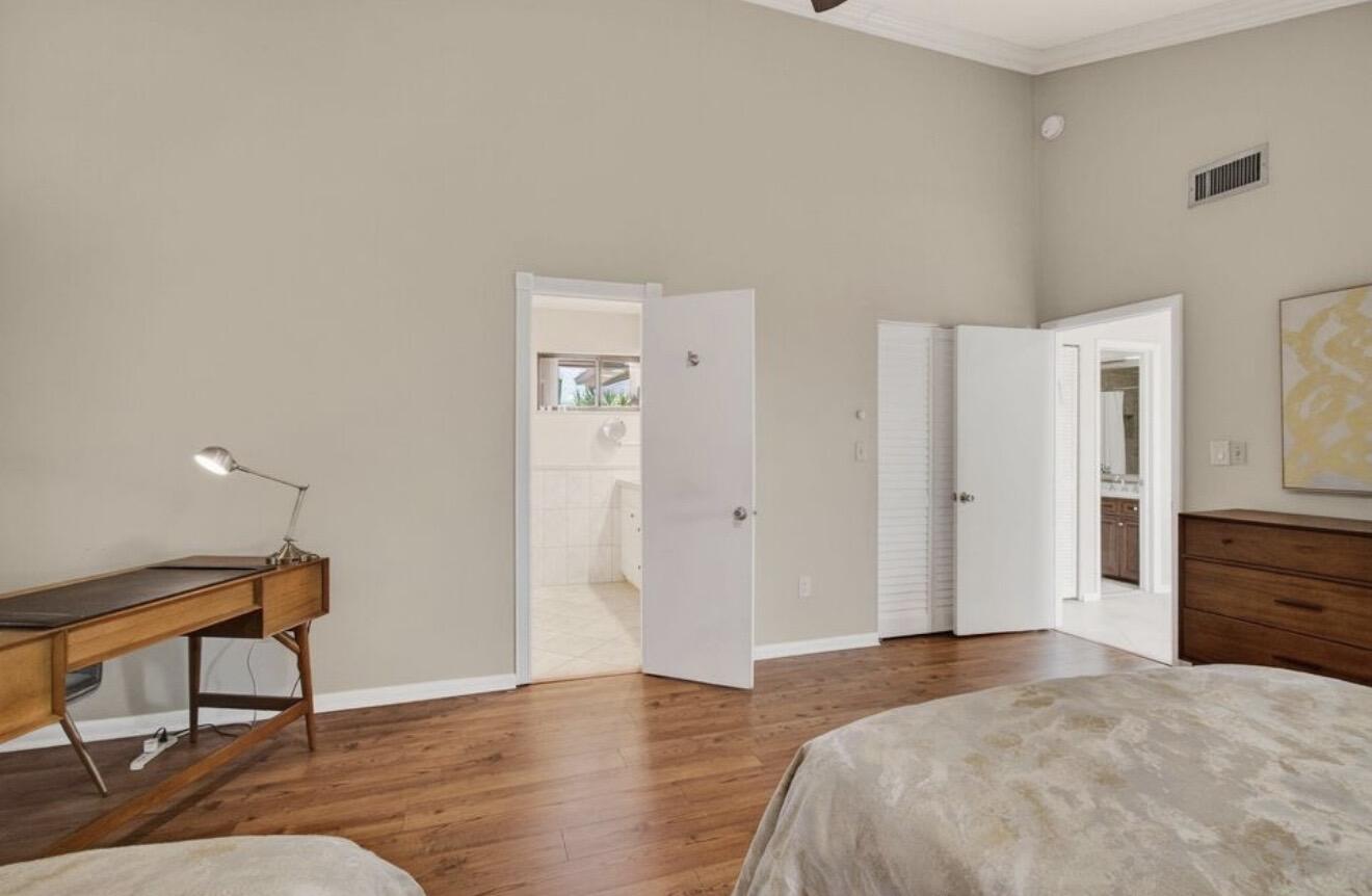 7745 Stanway Place E