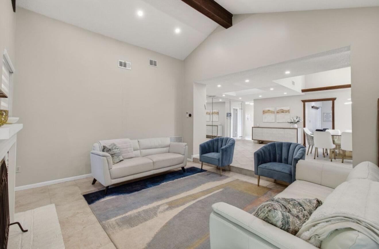 7745 Stanway Place E