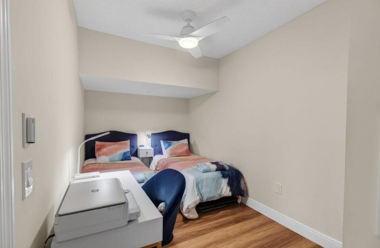 7745 Stanway Place E