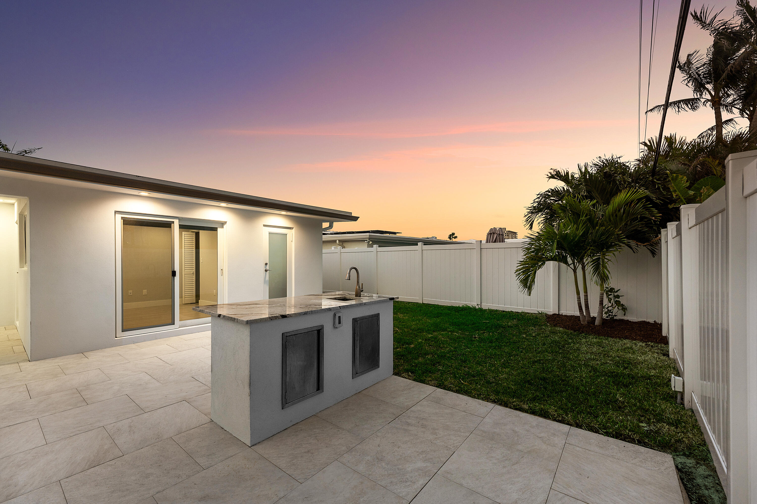 2846 NE 35th Court, Lighthouse Point