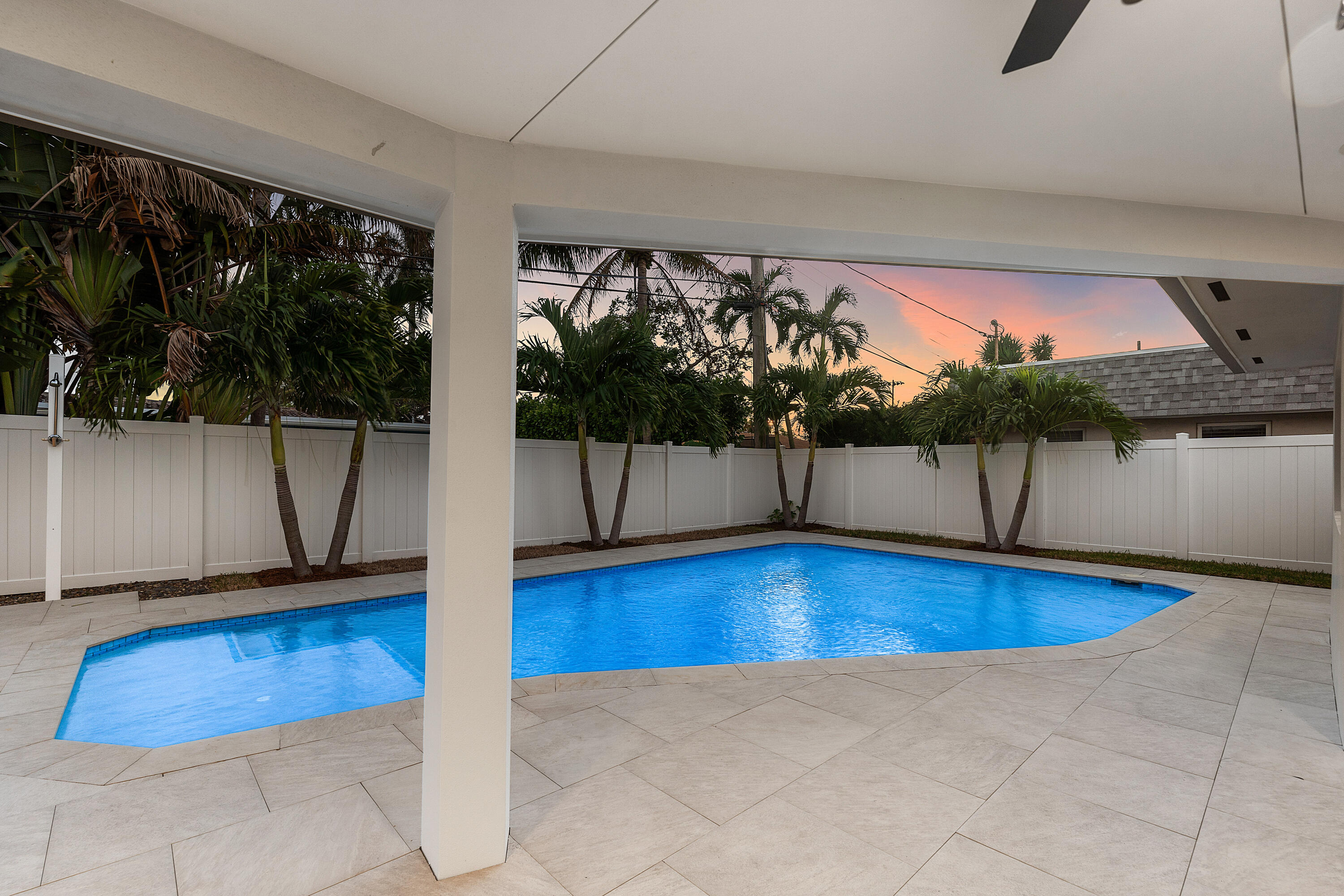 2846 NE 35th Court, Lighthouse Point