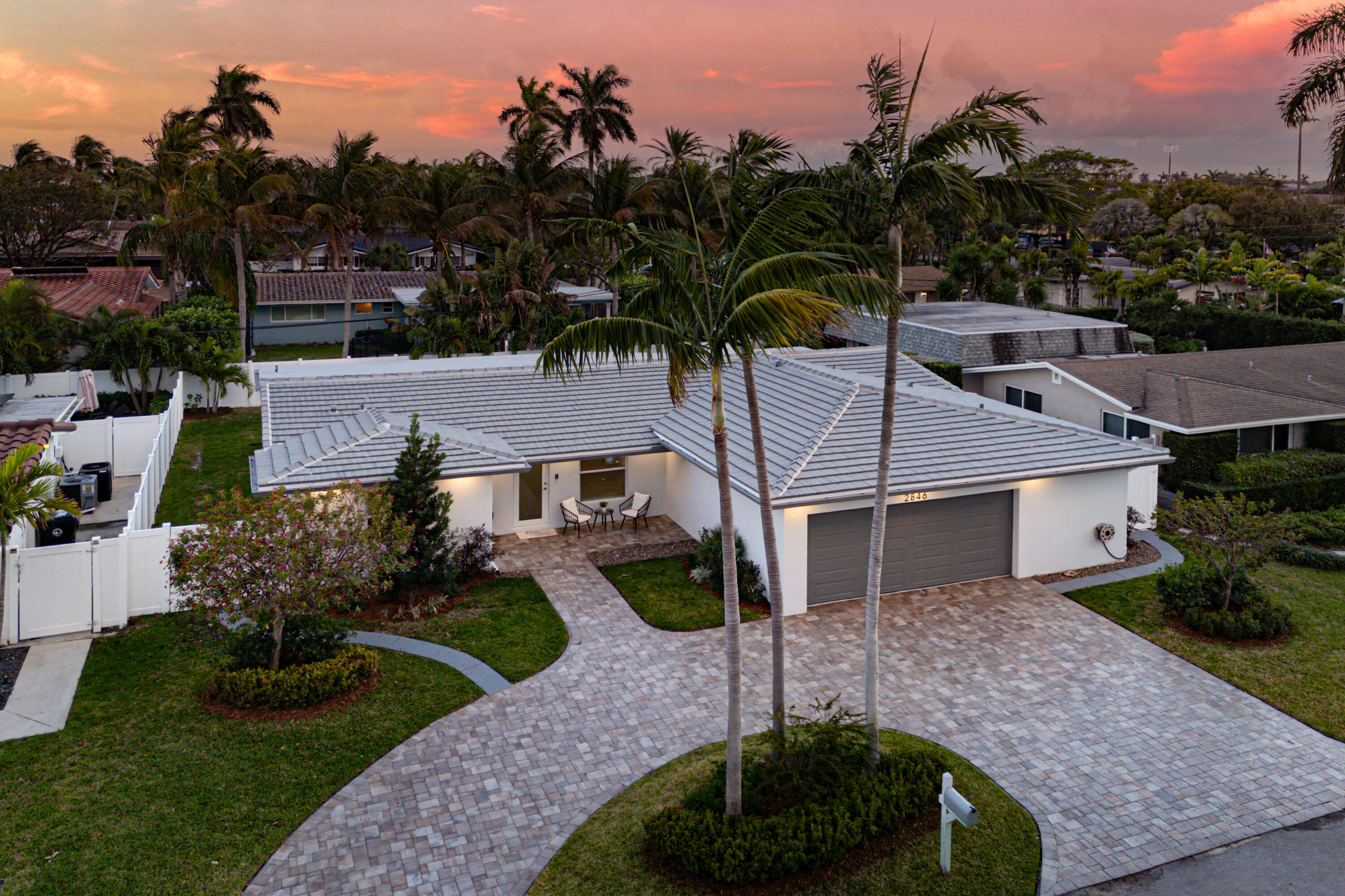 2846 NE 35th Court, Lighthouse Point