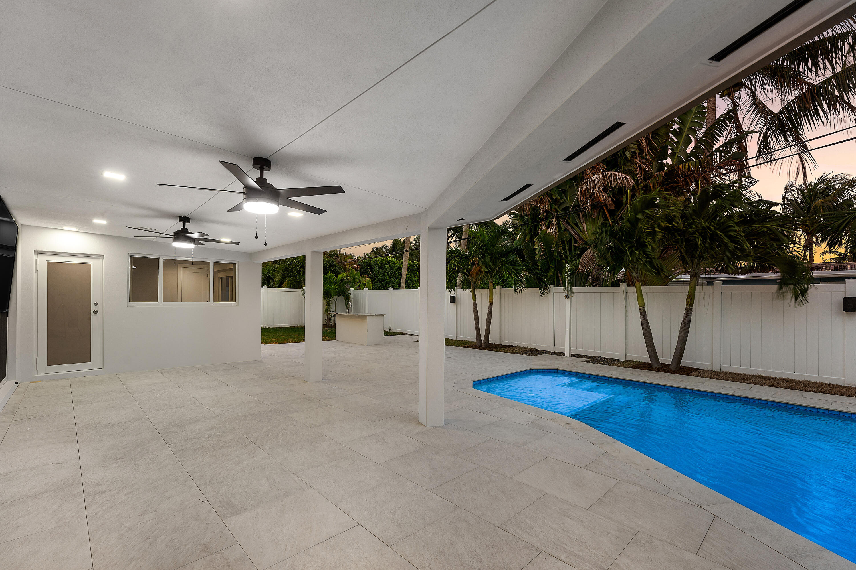 2846 NE 35th Court, Lighthouse Point